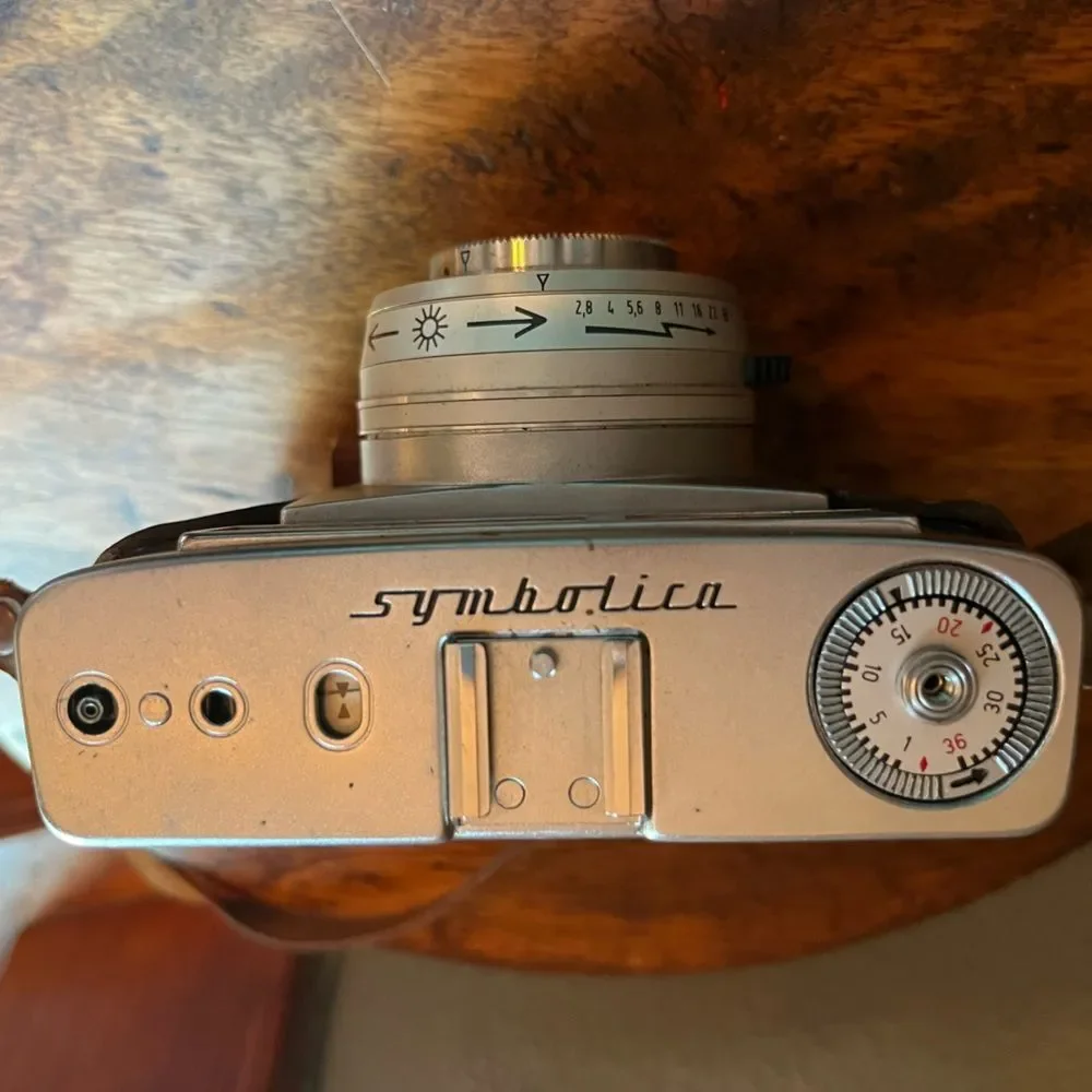 Zeiss Ikon Symbolica 35mm Camera w/ Prontormat Tessar 50mm f/2.8 Lens.